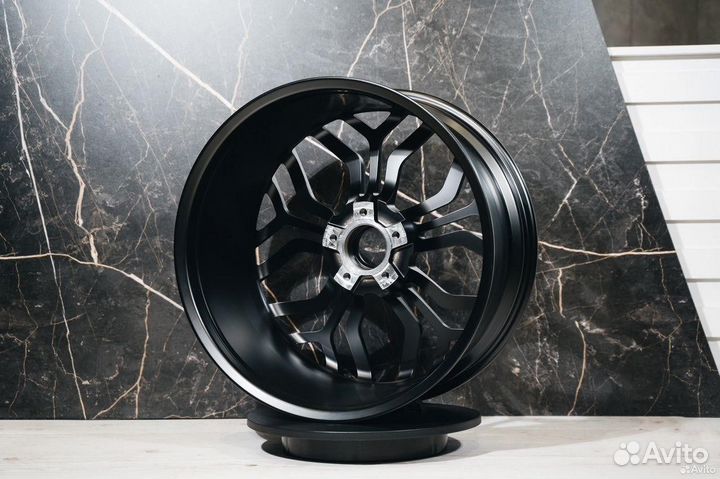 Кованные диски R22 Lamborghini Urus