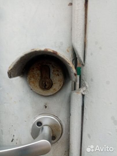 Вскрытие авто замок гараж сейф офис