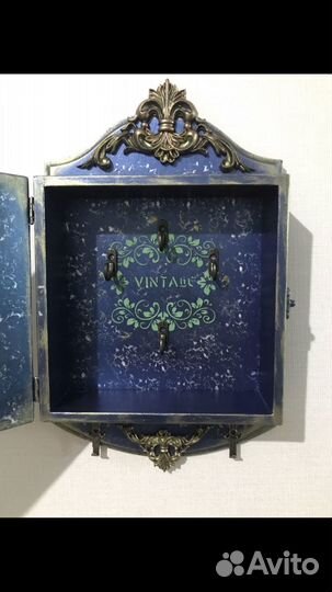 Ключница настенная