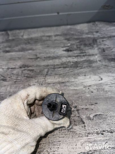 Клапан вентиляции картерных газов Daewoo Nexia K32