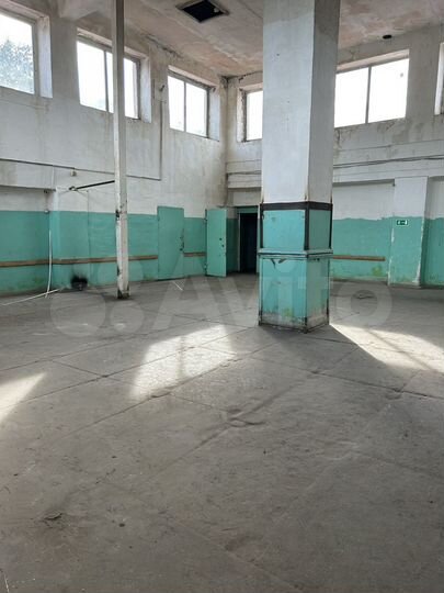 Свободного назначения, 1600 м²