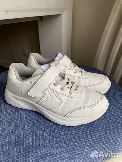 Кроссовки demix