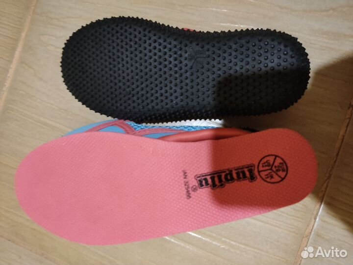 Аквашузы, обувь для плавания, сланцы