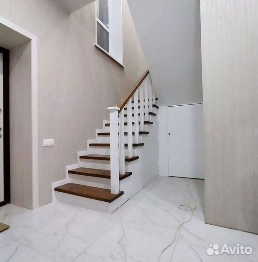 Металлокаркас лестницы