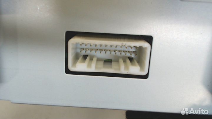 Дисплей мультимедиа Infiniti G, 2011