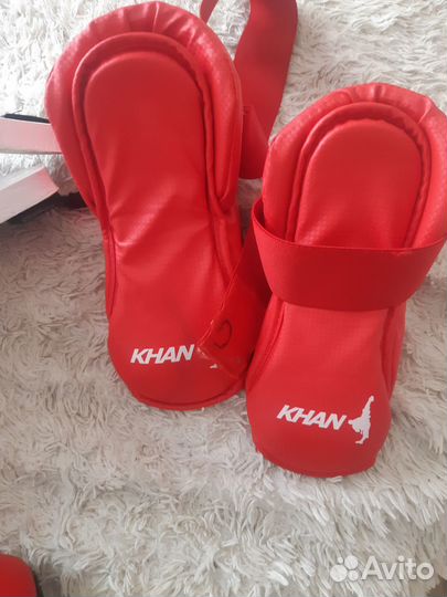 Шлем,перчатки, защита для боевых видов спорта