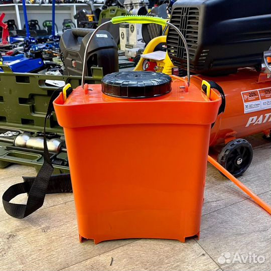 Ранцевый аккум. распылитель Partner BS-8