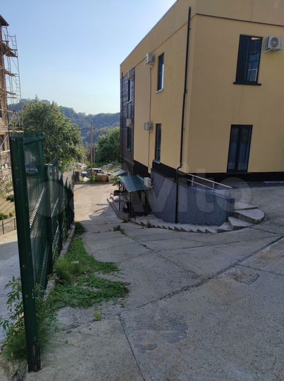 Квартира-студия, 30,4 м², 2/3 эт.