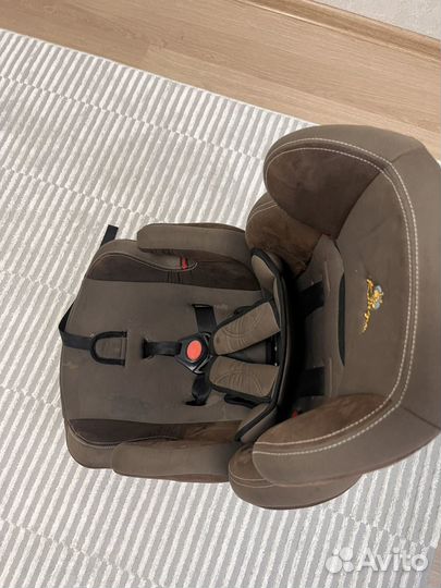 Автомобильное детское кресло от 9 до 36 кг