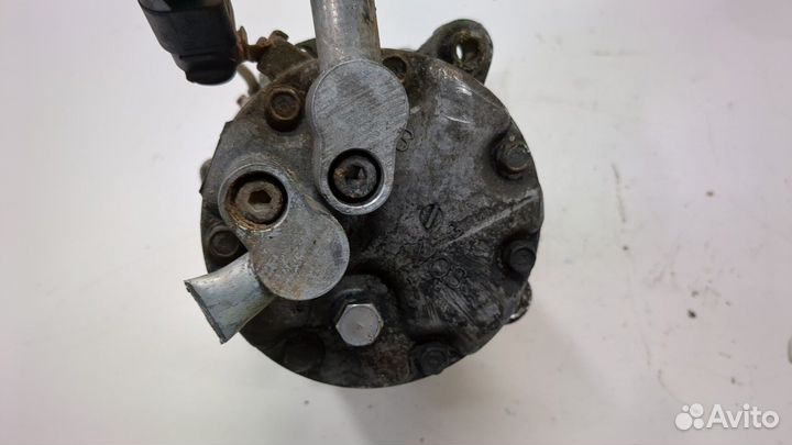 Компрессор кондиционера Volkswagen Golf 5