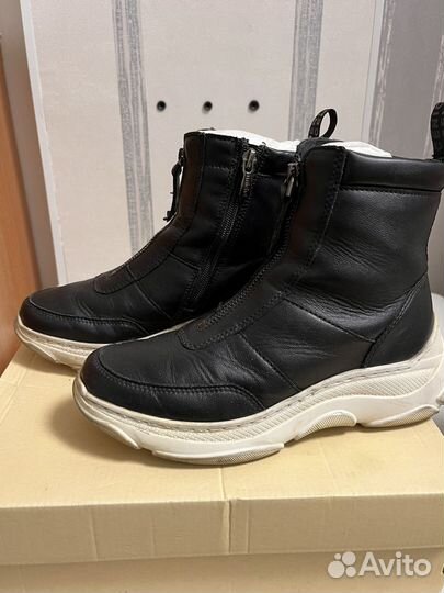 Демисезонные ботинки для девочки, 35