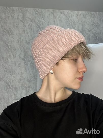 Шапка розовая зимняя