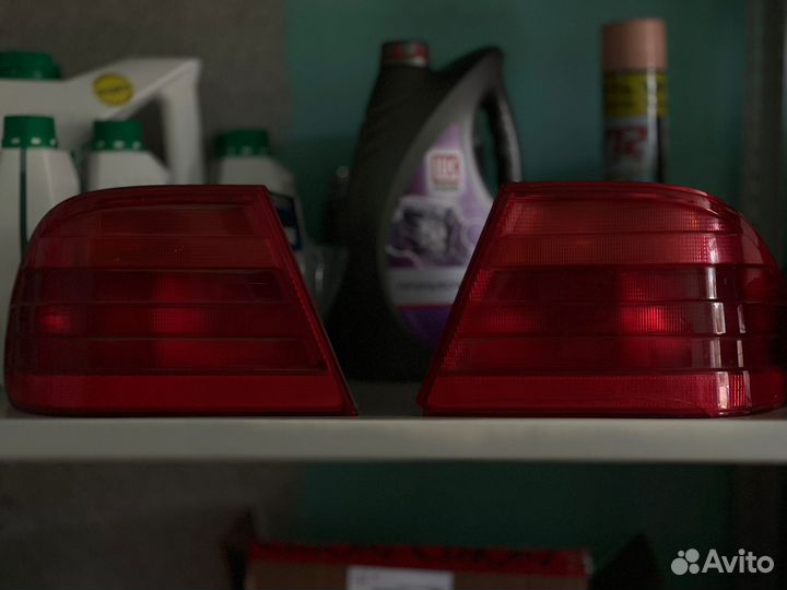 Стоп сигнал mercedes