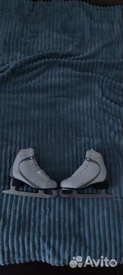 Коньки фигурные