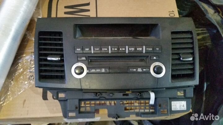 Магнитола на Митсубиси Лансер 10 8701A224