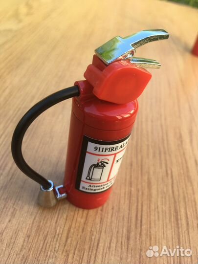 Зажигалки Огнетушитель Гитара Шоколад Пистолет