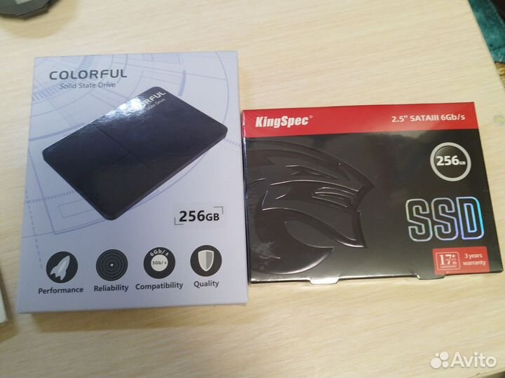 SSD 120 / 240 / 256 c Windows 10 pro + Office 2016