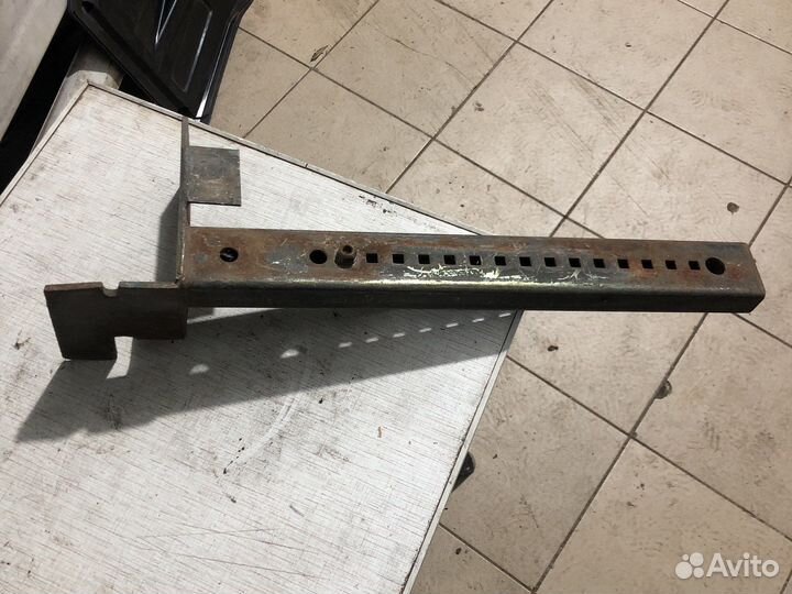 Кронштейн задний крепления рельсы schmitz