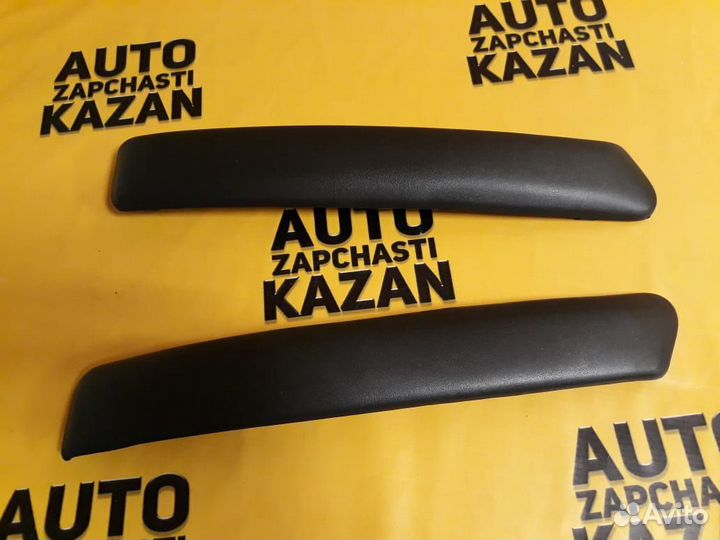 Молдинг переднего бампера Ford Focus 2 2004-2008