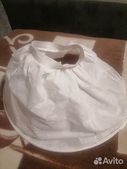 Очень красивое, нарядное платье для девочки 130