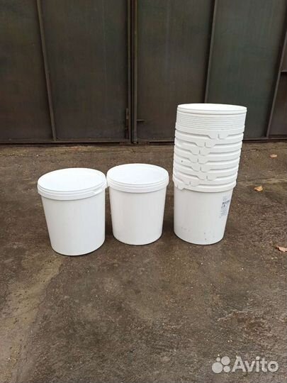 Пластмассовые ведра