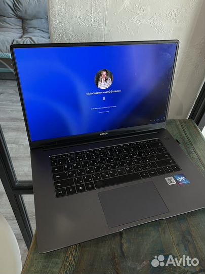 Honor Magicbook x15 i3