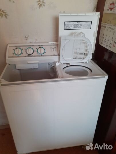 Стиральная машина с вертикальной загрузкой