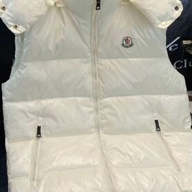 Жилетка Moncler глянцевая