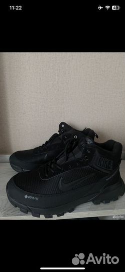 Кроссовки зимние