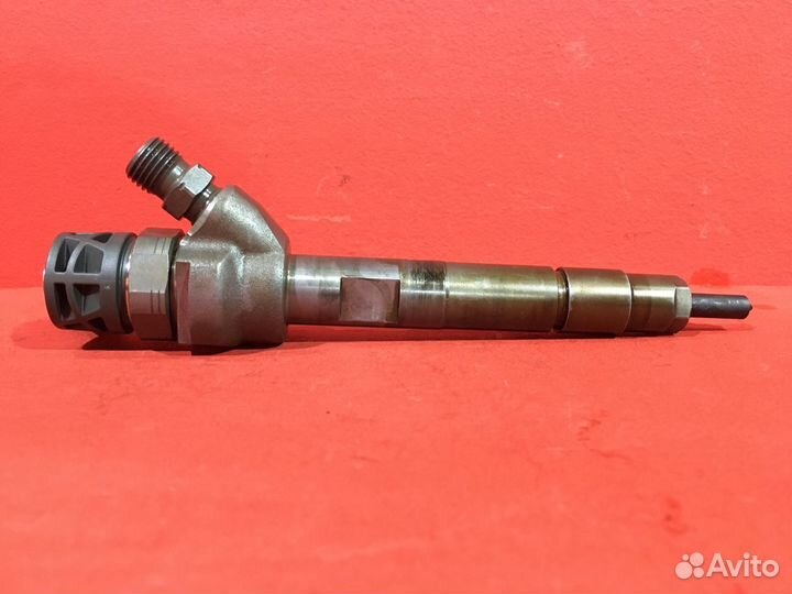 Форсунка топливная Bmw 5 Series F10 седан N47D20C