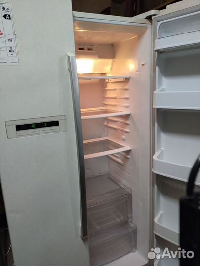 Холодильник LG side by side
