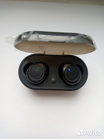 Беспроводные наушники