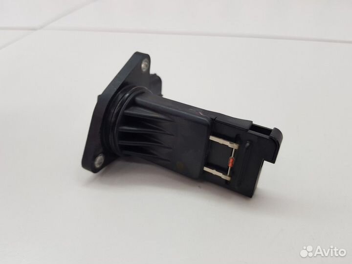 Датчик массового расхода воздуха (Mazda 6)