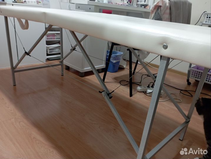 Продаётся кушетка