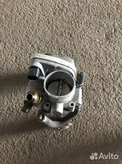 Дроссельная заслонка Opel Astra H 1,8л