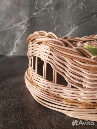 Плетеный поднос