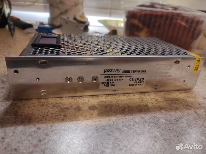 Блок питания 12v 8,3А(10,7-14,5v)