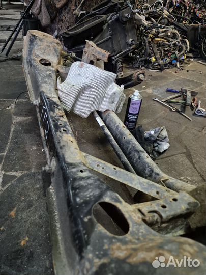 Задний подрамник в сборе на ford focus 2