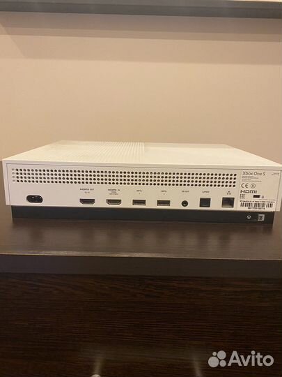 Xbox One s 1tb с играми