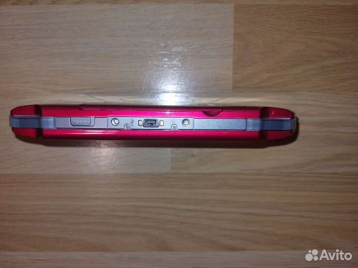 Красная Sony PSP 3008 Прошитая