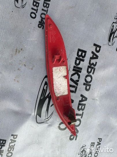 Катафот бампера задний правый Renault Fluence 1