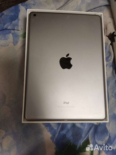 Планшет iPad 6 поколения (2018)