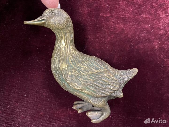 Статуэтка бронзовая 'Утка