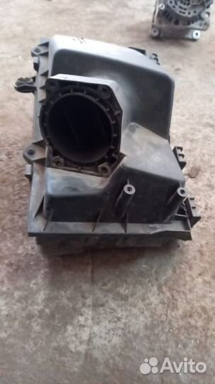 Корпус воздушного фильтра Skoda Octavia, Golf