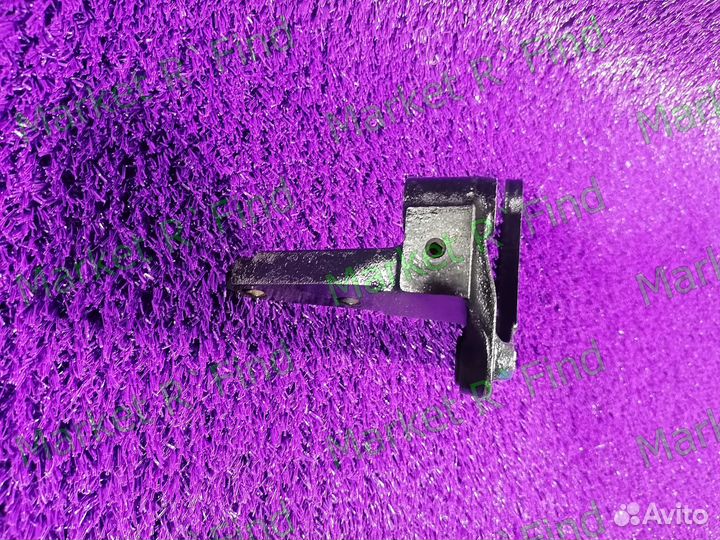 Кронштейн натяжения гур Toyota Altezza Crown Mark