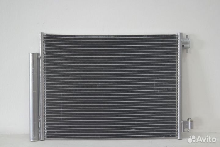 Радиатор кондиционера Рено Каптур 16