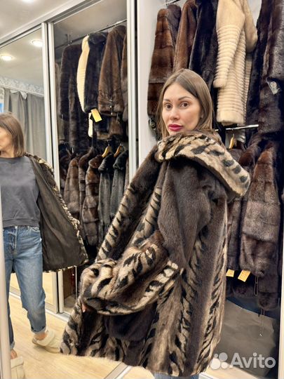 Очень красивая норковая шуба 48/50