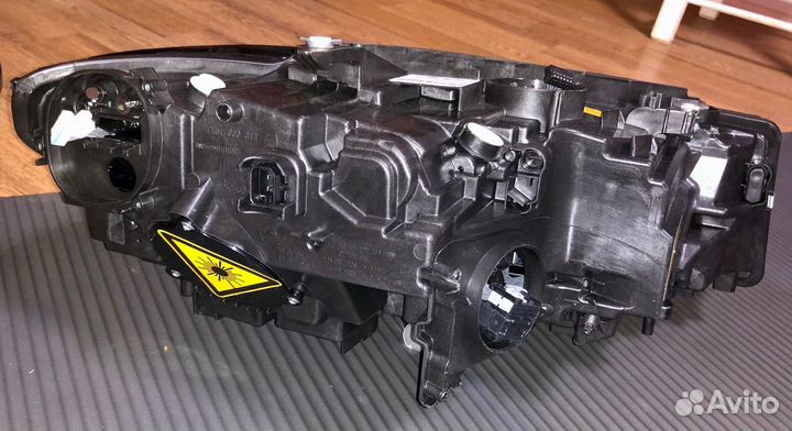 Лазерная фара левая 63118496163(LE16A6386) BMW G20