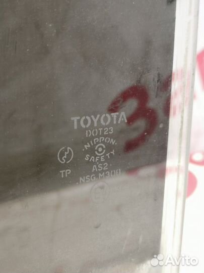 Стекло двери заднее левое Toyota Rav 4 3S FE 1995
