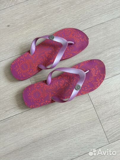 Шлепки вьетнамки Ugg